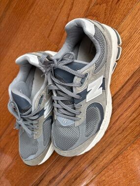New Balance Gray Mesh & Suede Athletic Sneakers